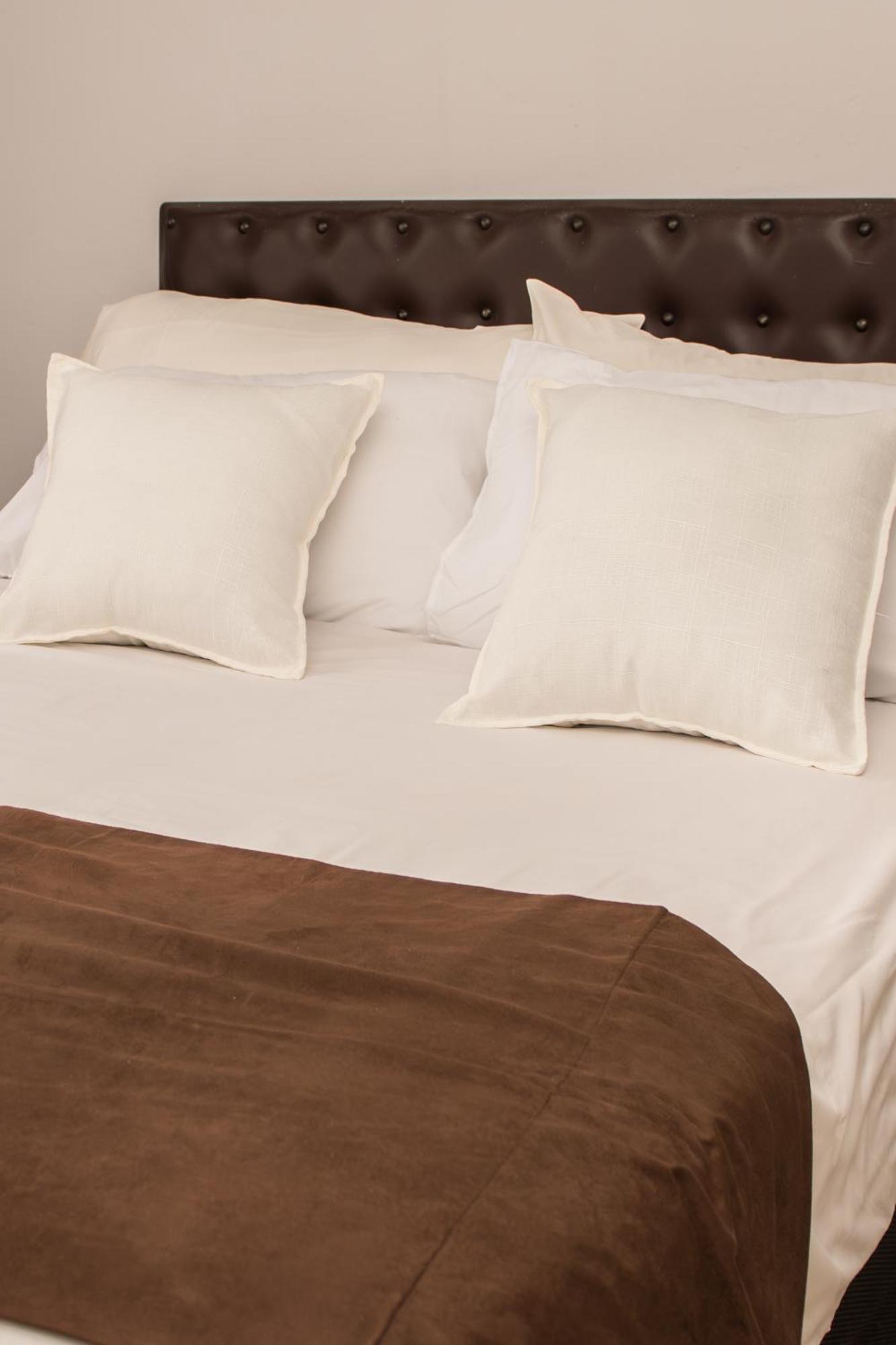 Mauya Guesthouse Kuils River Екстериор снимка